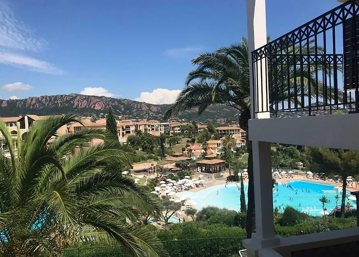 Daire Vue Et Esterel Saint-Raphaël